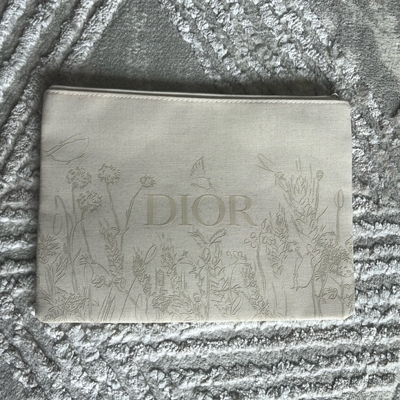 Dior pouch - Picture 1 of 3